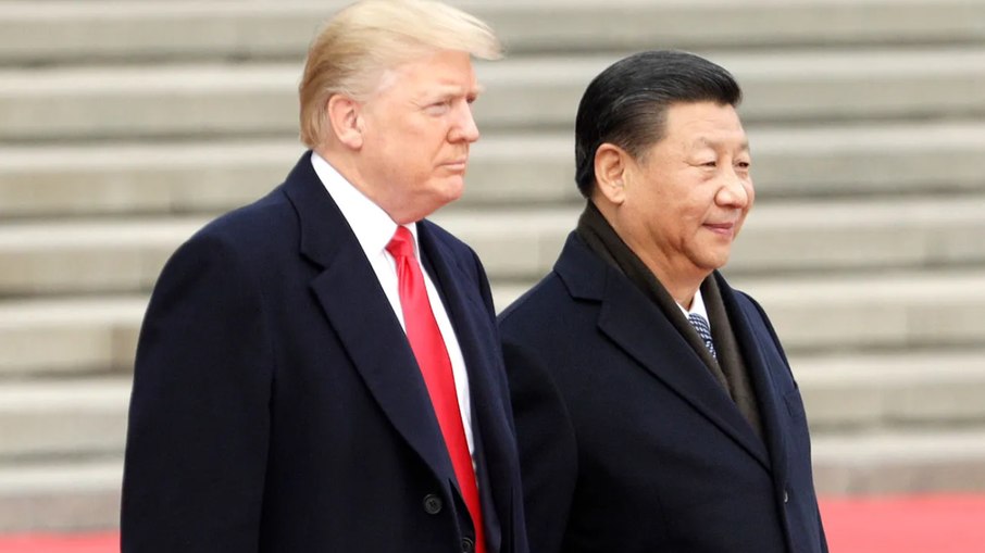 Donald Trump e Xi Jinping tiveram um encontro de cerca de 1h30 na Coreia do Sul Donald Trump e Xi Jinping tiveram um encontro de cerca de 1h30 na Coreia do Sul