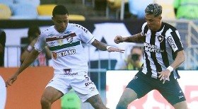 Botafogo bate o Flu e torce por tropeço do Vasco no Carioca