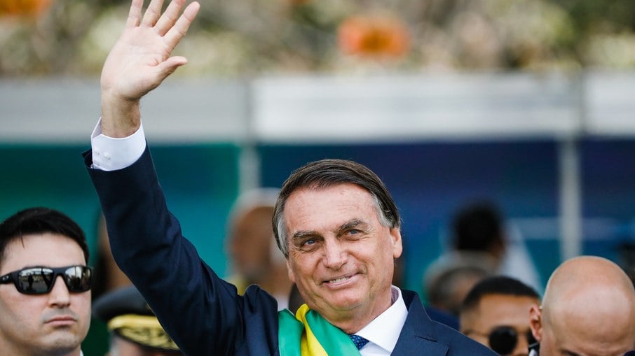 Bolsonaro durante o Desfile Cívico-Militar por ocasião das Comemorações do Bicentenário da Independência do Brasil