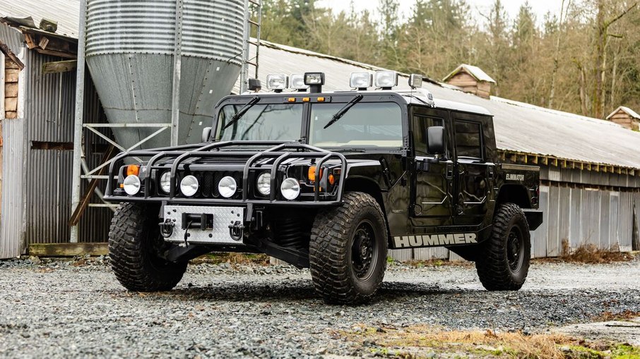 Hummer H1 do Tupac vai a leilão