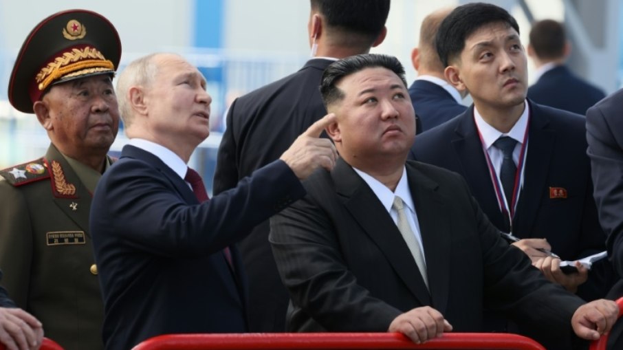 Putin e Kim Jong-un durante encontro em Pyongyang