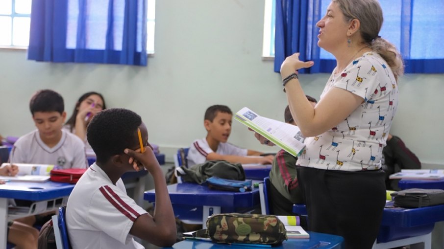 Meta para 2026 é alcançar 60% dos estudantes alfabetizados Meta para 2026 é alcançar 60% dos estudantes alfabetizados