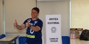 Tarcísio vota em São Paulo e cita segurança e saúde