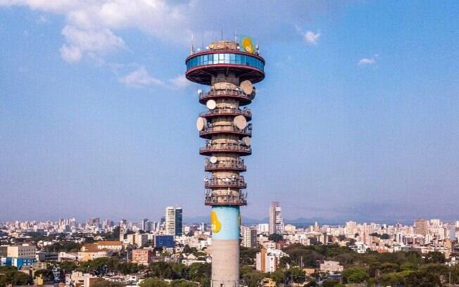 A Torre Panorâmica de Curitiba, também conhecida como Torre da Telepar ou Torre das Mercês, é um dos pontos turísticos