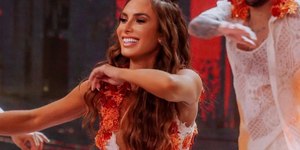 Nicole Bahls reage a críticas por erros no"Dança dos Famosos"