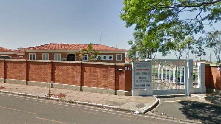 Padre denuncia sequência de abusos sexuais e ex-bispo vira réu