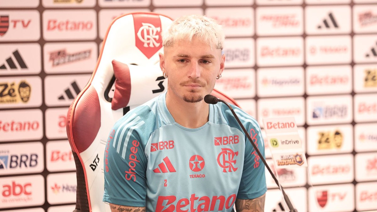 Varela afirma que preferia enfrentar a LDU na final da Libertadores Varela afirma que preferia enfrentar a LDU na final da Libertadores