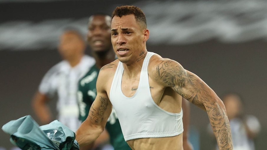 Breno Lopes comemorando o gol contra o Santos Breno Lopes comemorando o gol contra o Santos