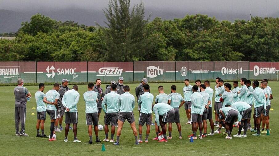 Fluminense entra em campo nesta quinta em busca de uma vaga na Libertadores