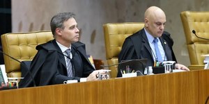 Um dia após atritos, ministros fazem primeira sessão no STF