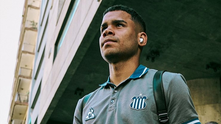 Talleres se pronuncia após atleta acusar Bobadilla de xenofobia