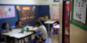 Ataques em escolas: jovens isolados são cooptados por extremistas