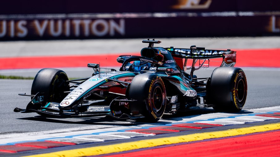 George Russell durante a classificação do GP da Áustria de Fórmula 1