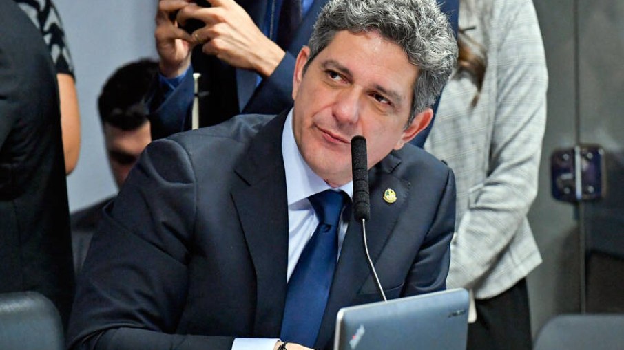 Rogério Carvalho é senador e tenta o Palácio Governador Augusto Franco pela primeira vez