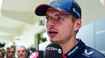 F1: Mercedes insiste em esperar por Verstappen para 2025