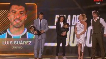 Suárez é eleito Bola de Ouro do Brasileirão; veja os premiados