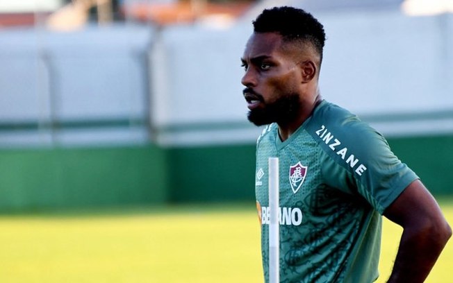 Luccas Claro pede rescisão e está de saída do Fluminense