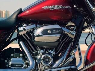 Motor da Harley-Davidson Milwaukee Eight montado na motocicleta