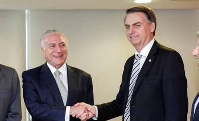 Falta raciocínio pragmático na política de Bolsonaro, diz Temer