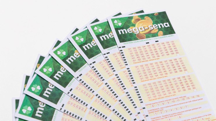 Mega-Sena acumula e prêmio chega a R$ 130 milhões