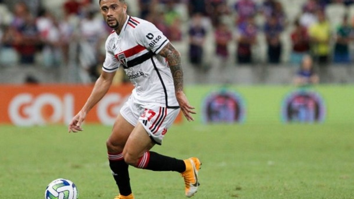 São Paulo encara o Atlético Goianiense pelo Brasileirão