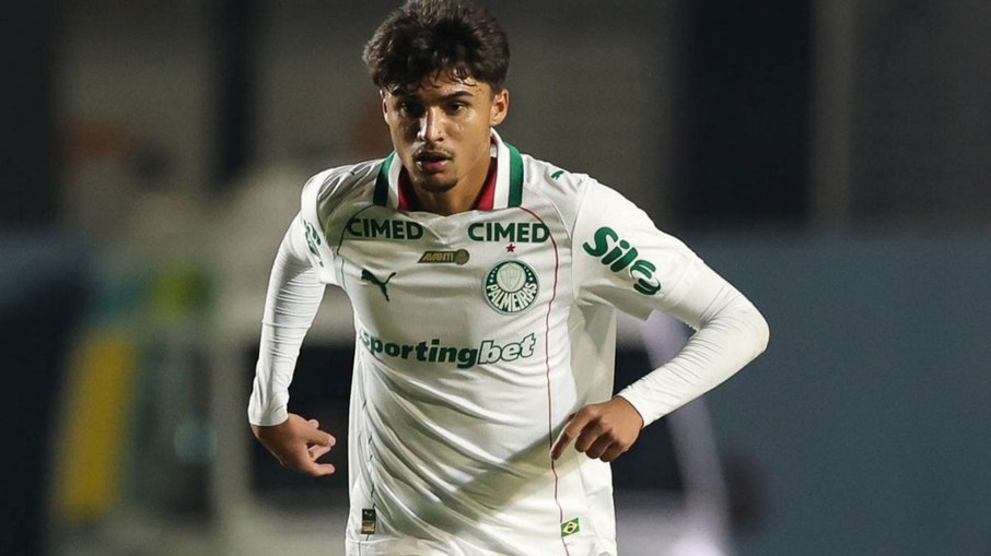 Joia do Palmeiras comemora chance e quer fazer história no clube