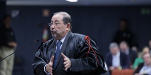 Defesa de Bolsonaro argumenta no STF: "Não há uma única prova"