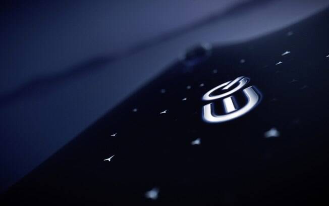 Mercedes-Benz MBUX Hyperscreen: imagem é apenas um aperitivo antes do lançamento, que será mostrado no início do mês que vem