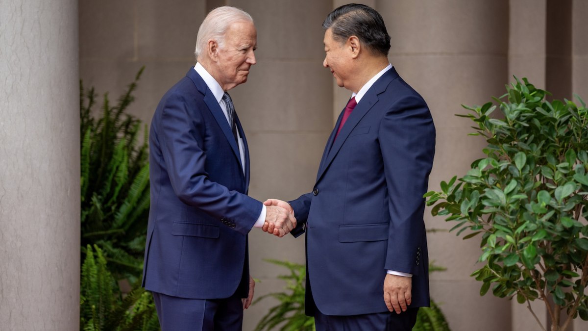 Presidente chinês, Xi Jinping, e o presidente dos EUA, Joe Biden