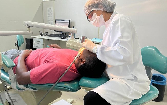 Maio Vermelho destaca cuidados e prevenção do câncer bucal