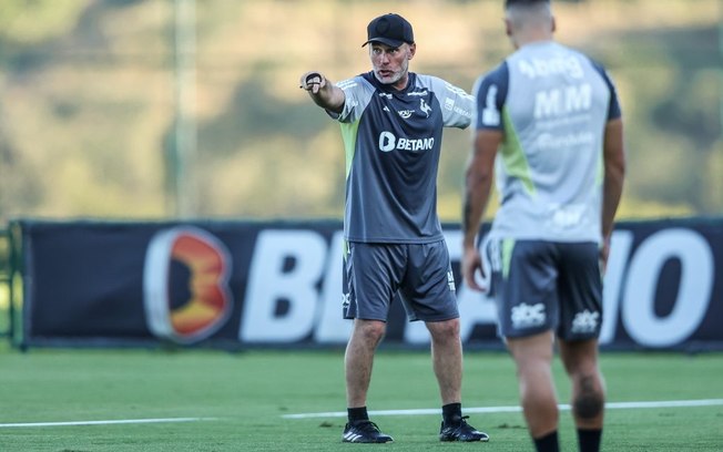 Atlético-MG visita o Peñarol para seguir na liderança geral da Libertadores