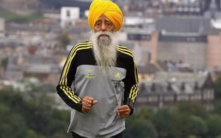 Maratonista indiano de 114 anos morre atropelado