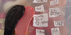 Pai encontra bilhetes da filha morta há 3 anos dentro de escova