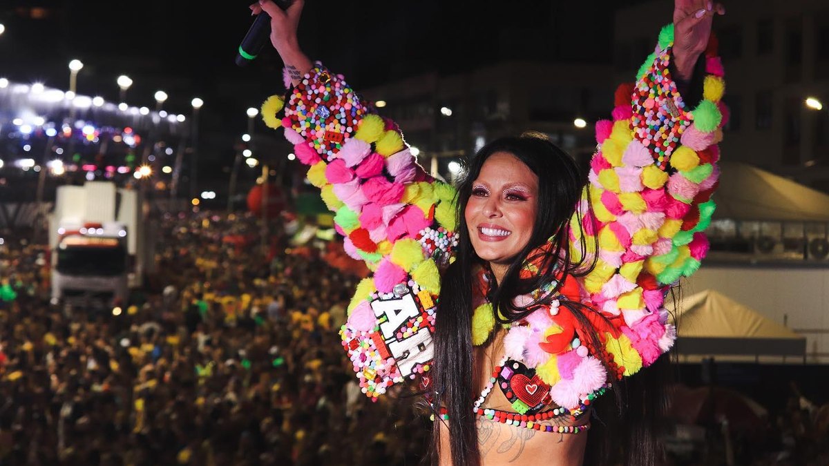 Alinne Rosa no Carnaval