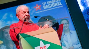 Lula%20diz%20que%20s%C3%B3%20ser%C3%A1%20candidato%20em%202026%20se%20estiver%20100%25%20de%20sa%C3%BAde