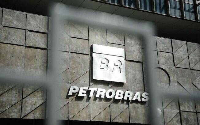 Petrobras (PETR3 e PETR4) quadruplica geração térmica com expansão da oferta de combustíveis