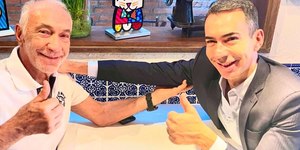 César Tralli surge ao lado do pai e semelhança impressiona fãs: 'Xerox'
