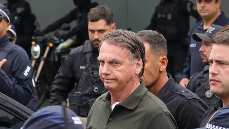 Moraes%20rejeita%20pedido%20do%20GDF%20para%20avalia%C3%A7%C3%A3o%20m%C3%A9dica%20de%20Bolsonaro