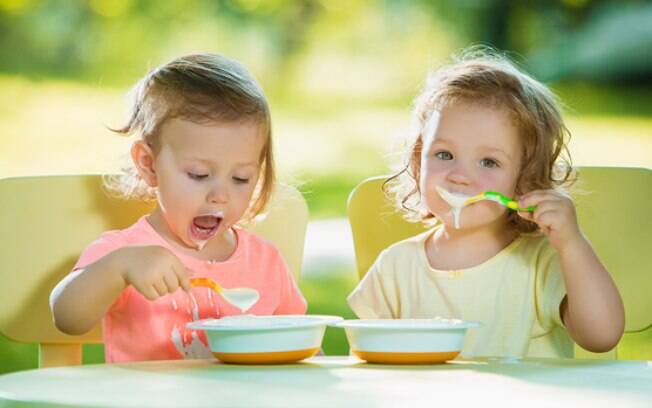 BLW: por que deixar o bebê no controle de sua introdução alimentar?