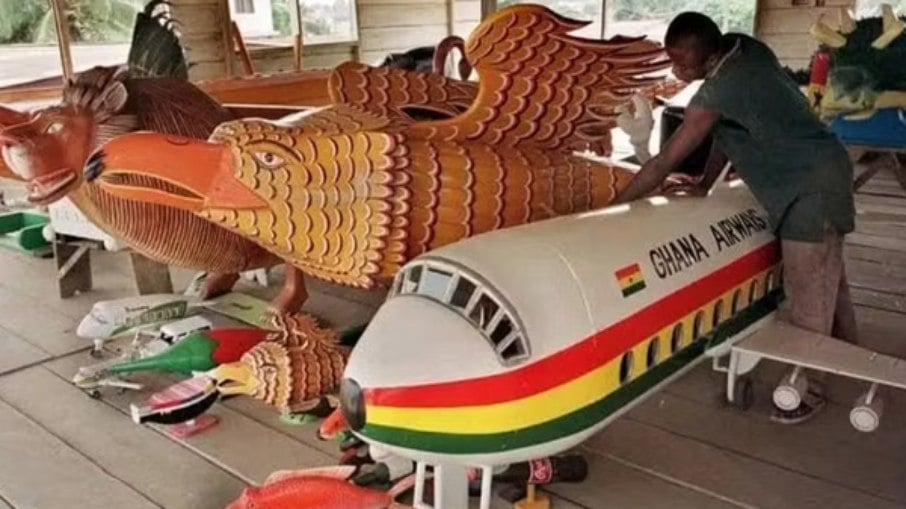 Caixões fazem sucesso em Gana