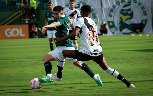 Vasco tem tido várias mudanças na equipe recentemente 