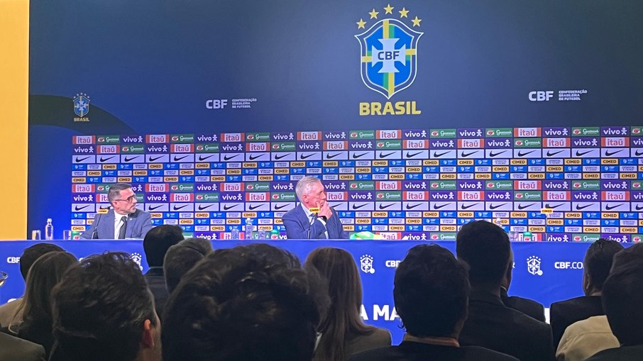 Carlo Ancelotti explica ausência de Neymar em sua 1ª convocação na seleção brasileira Carlo Ancelotti explica ausência de Neymar em sua 1ª convocação na seleção brasileira