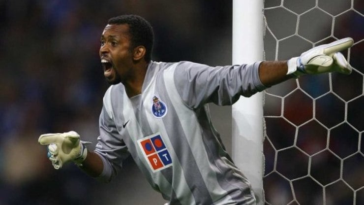 Ex-goleiro do Vasco é acusado de violência doméstica