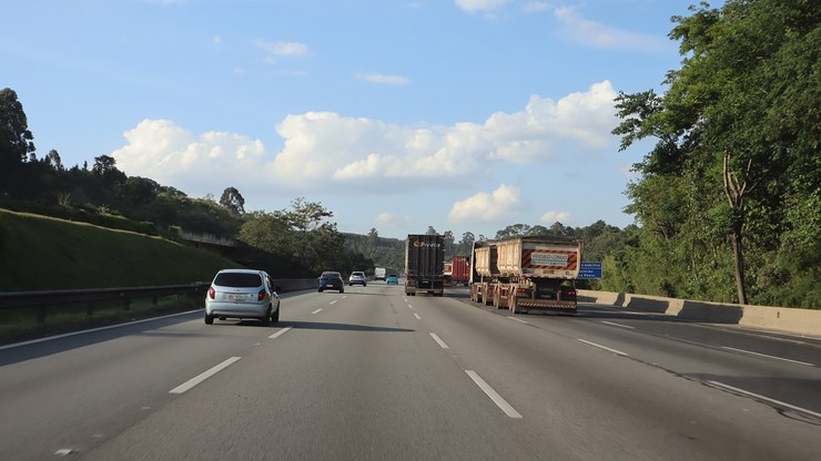 Obras alteram tráfego no Sistema Anhanguera-Bandeirantes