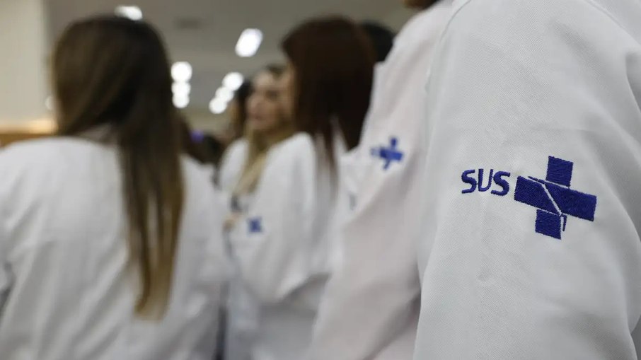 Estudantes terão que atingir nota mínima na avaliação Estudantes terão que atingir nota mínima na avaliação