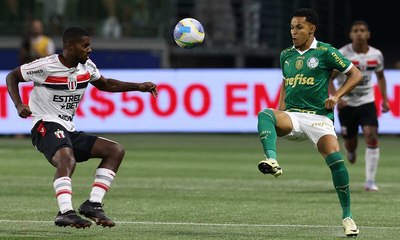 Abel contesta linhas do VAR em gol anulado do Palmeiras