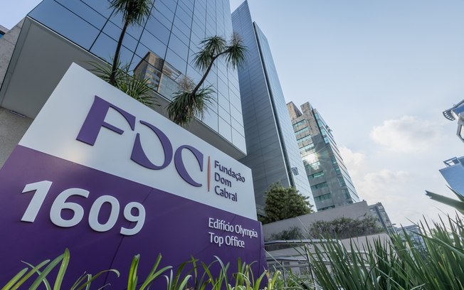 FDC celebra 50 anos de história na Pós-Graduação
