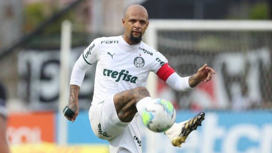 Felipe Melo questionou jogos do Paulistão em outros estados