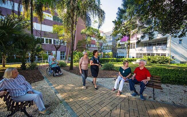 Residencial Santa Cruz é uma moradia para idosos com mais de 60 anos