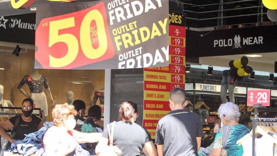 Procon Campinas orienta consumidor sobre compras na Black Friday